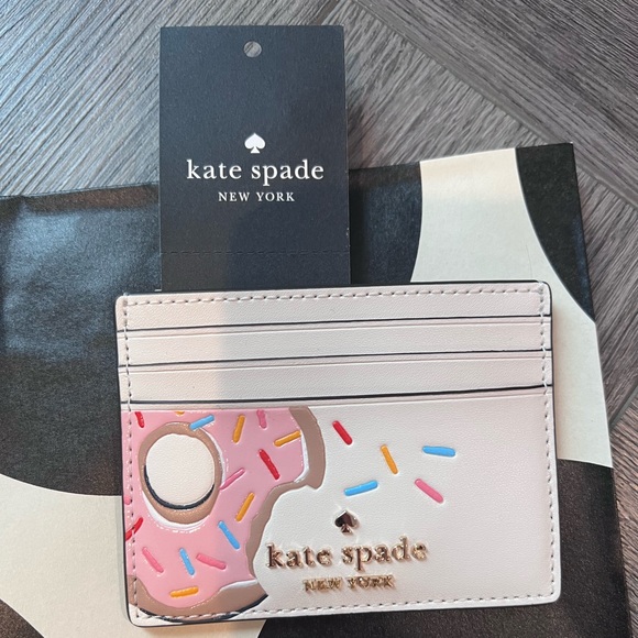 BNWT BUNDLE! Kate Spade Donut Crossbody, Card Holder, AirPod Case & Gingham Tote - Picture 8 of 15